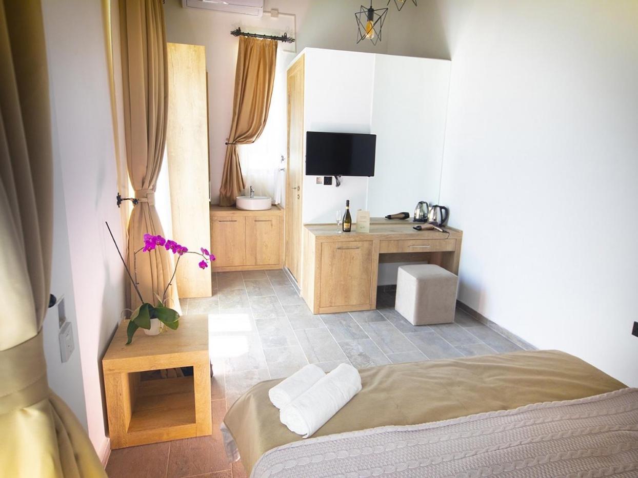 Avenue Hotel Kyrenia  Exterior foto